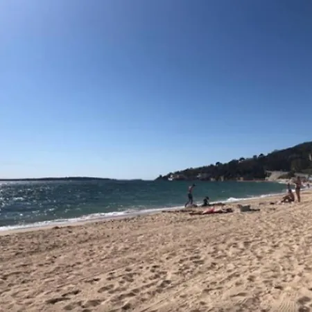 2 Minutes From The Beach * Vallauris
